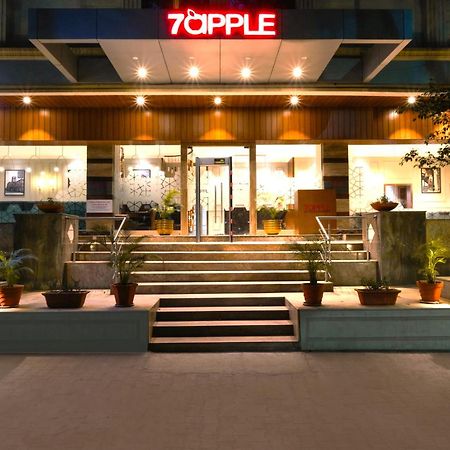 7 Apple Hotel - Viman Nagar Pune Exterior foto